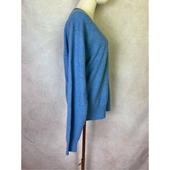 Men’s Cashmere Sweater - Picture 3 of 4